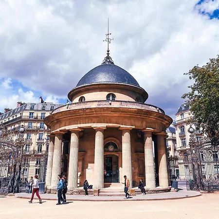 Apartment Royal Monceau - Hoche Paris